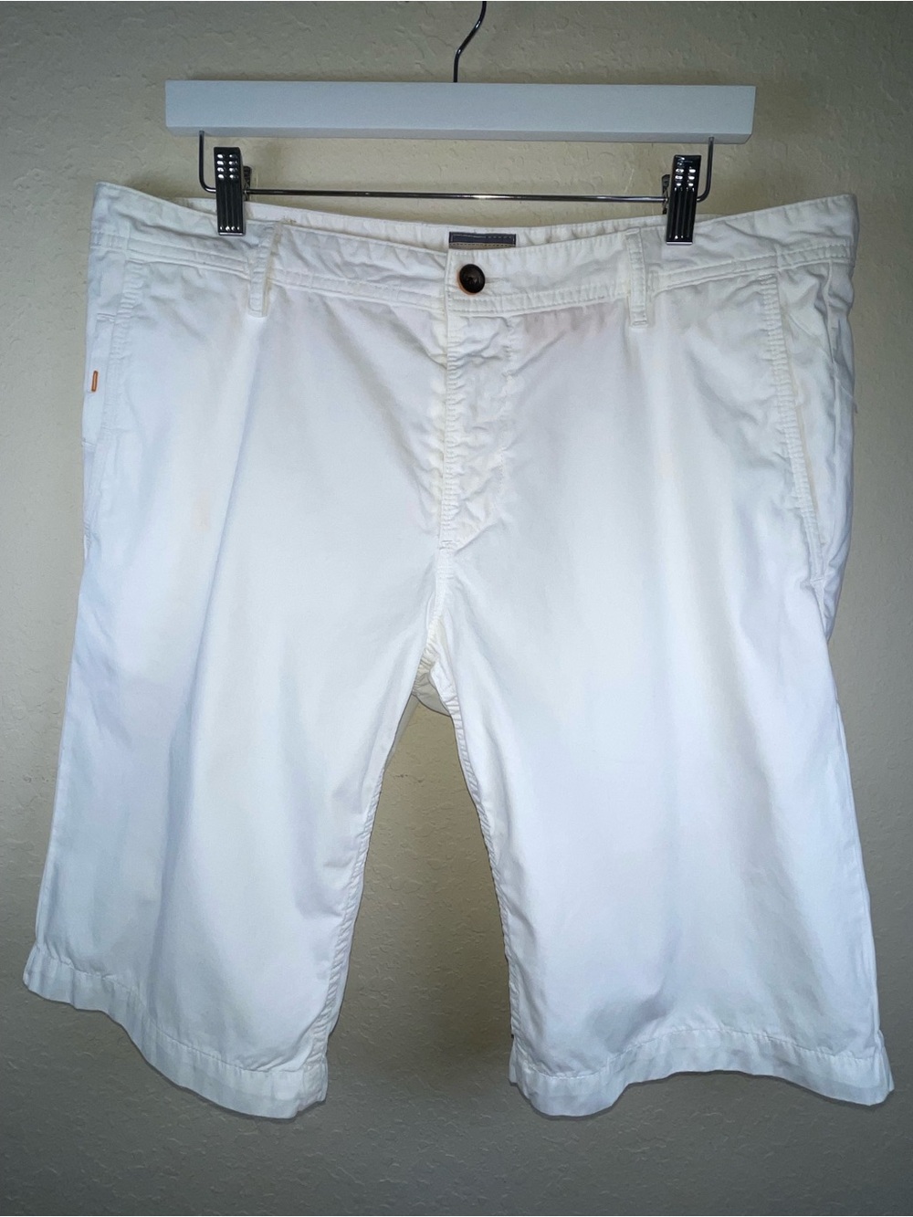 Hugo Boss Orange White Schino Chino Shorts Men’s Size 38 Cotton Twill